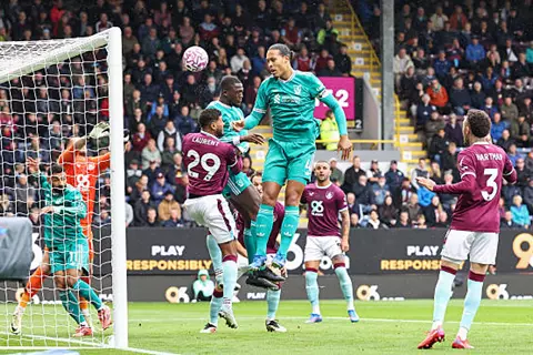 دقيقة بدقيقة.. بيرنلي 0-0 ليفربول.. استراحة